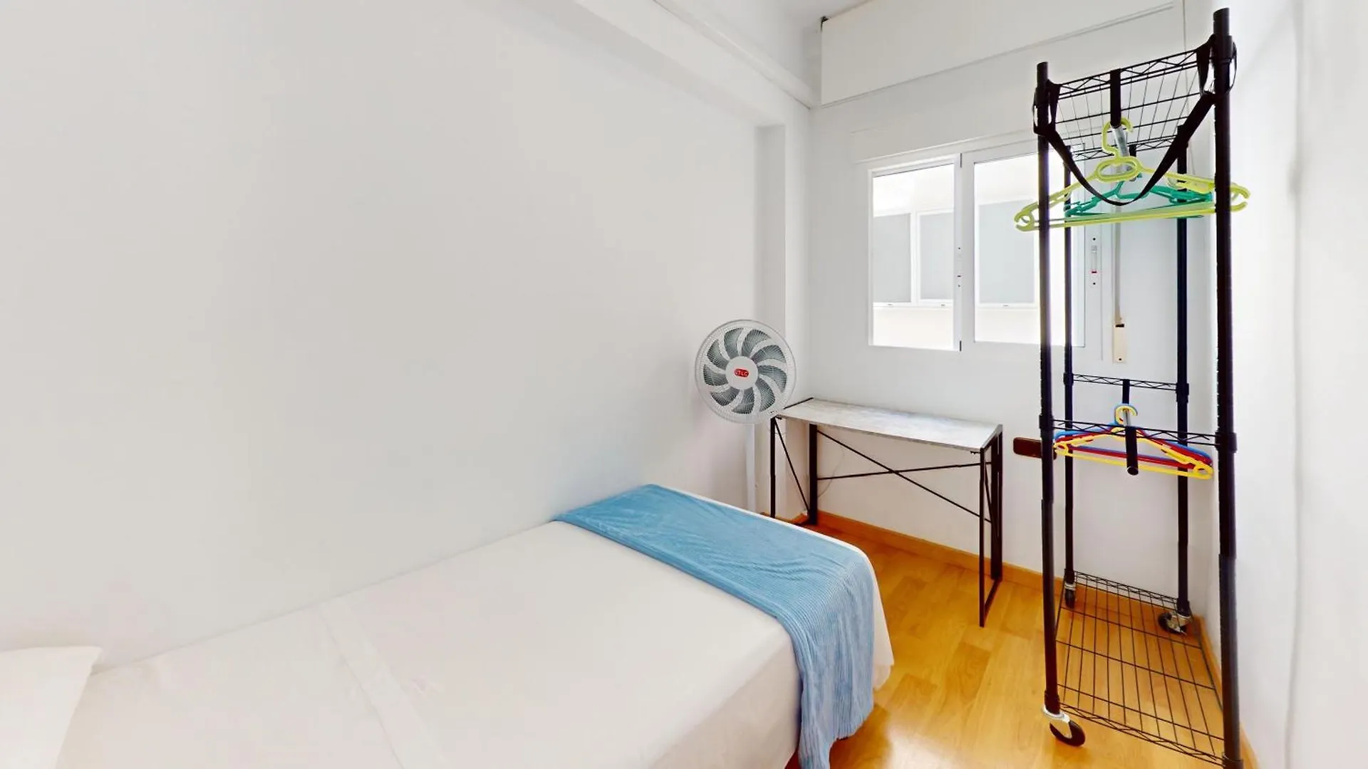 Apartamento Primera Linea De Playa En Almeria Spain