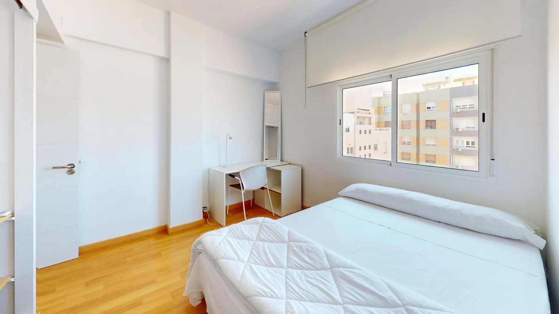 Apartamento Primera Linea De Playa En Almeria Spain