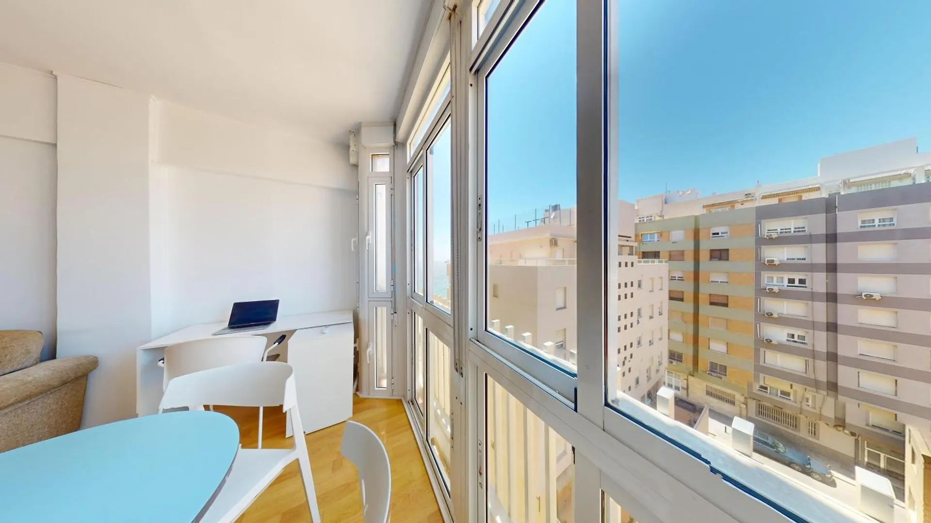 Apartamento Primera Linea De Playa En Almeria