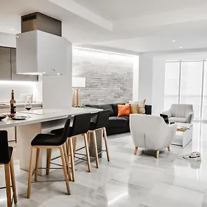 Ho Paseo De 45 By Olivencia Apartment