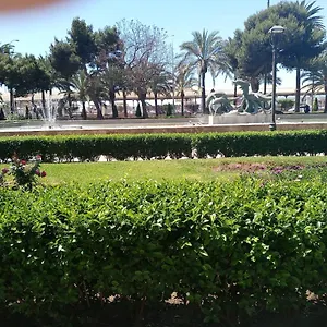 Espectacular Vivienda Junto A La Playa Y Paseo Maritimo En Apartment